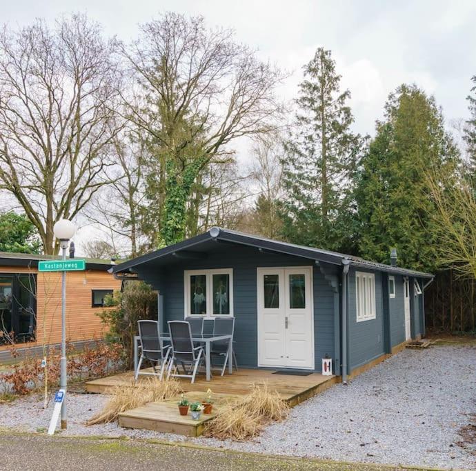 Gezellig Ingerichte Blokhut Op Een Rustig Park! 皮滕 外观 照片