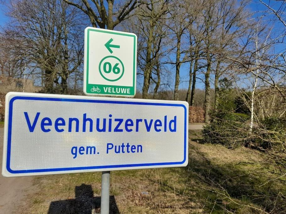Gezellig Ingerichte Blokhut Op Een Rustig Park! 皮滕 外观 照片